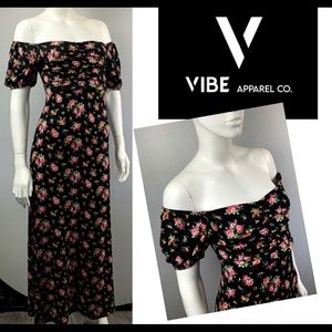 NWT Floral Off Shoulder Boho Peasant Maxi Dress